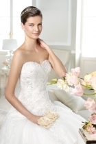 Modello Jara | Abiti da sposa W1 White One 2014 | Salem Spose