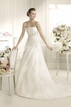 Modello Daphne | Abiti da sposa La Sposa 2013 | Salem Spose