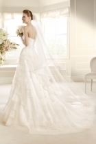 Modello Miele | Abiti da sposa La Sposa 2013 | Salem Spose