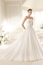 Modello Miquela | Abiti da sposa La Sposa 2013 | Salem Spose