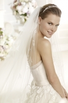 Modello Mitra | Abiti da sposa La Sposa 2013 | Salem Spose