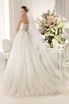 Modello Monzon | Abiti da sposa La Sposa 2013 | Salem Spose