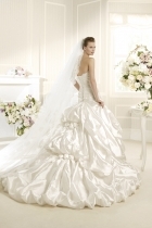 Modello Sagunto | Abiti da sposa La Sposa 2013 | Salem Spose