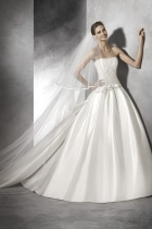 Modello Baronda | Collezione Pronovias Roma 