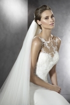 Modello Prunelle | Collezione Pronovias Roma 