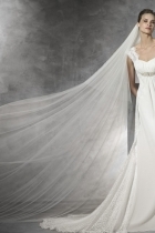 Modello Taima | Collezione Pronovias Roma 