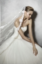 Modello Taya | Collezione Pronovias Roma 