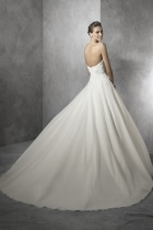 Modello Tendy | Collezione Pronovias Roma 
