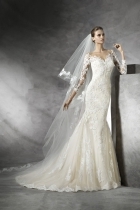 Modello Tibet | Collezione Pronovias Roma 