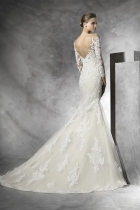 Modello Tibet | Collezione Pronovias Roma 