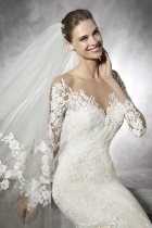 Modello Tibet | Collezione Pronovias Roma 