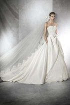 Modello Tolosa | Collezione Pronovias Roma 