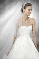 Modello Treviso | Collezione Pronovias Roma 