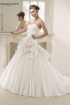 Modello 66016 | Abiti da sposa Ronald Joyce 2013 | Salem Spose