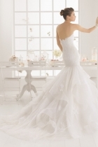 Modello Medieva | Abiti da sposa Rosa Clar Collezione Aire