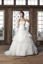 Modello 3708 | Abiti da sposa Sincerity 2013 | Salem Spose